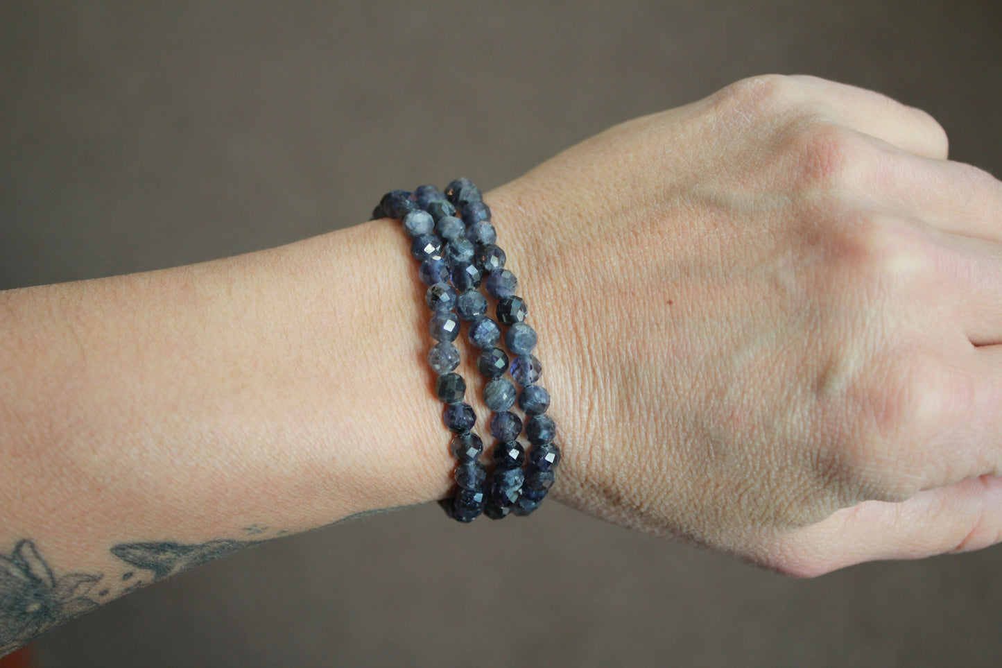 Iolite Bead Stretch Bracelets