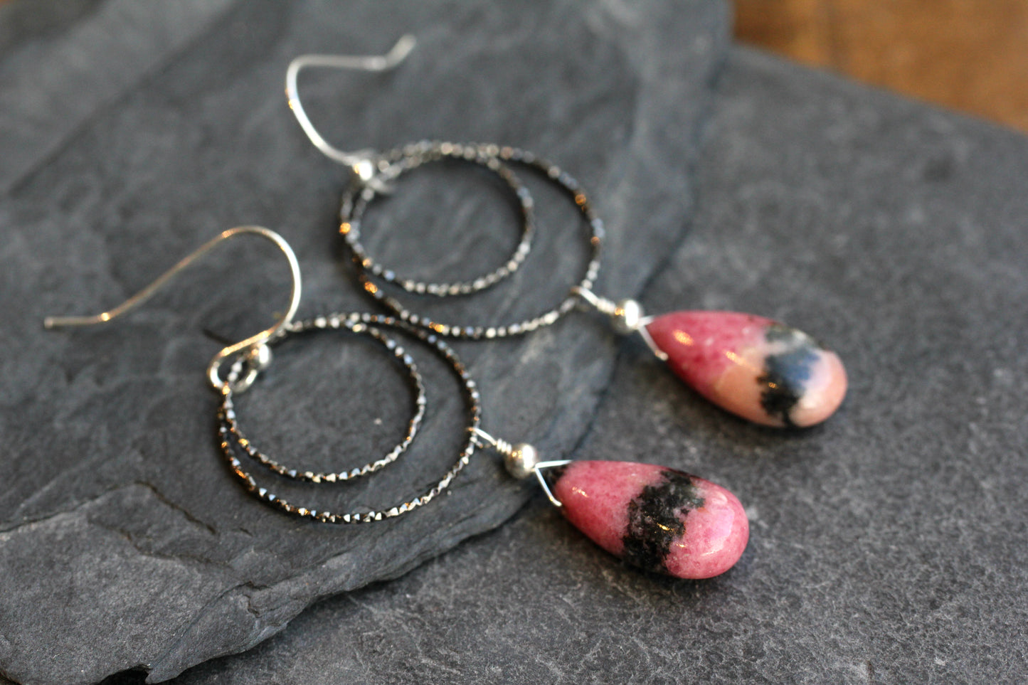 Rhodonite Diamond Cut Double Hoop Earrings