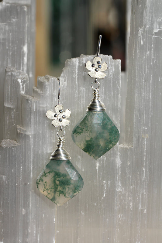 Moss Agate Flower Drop Earrings