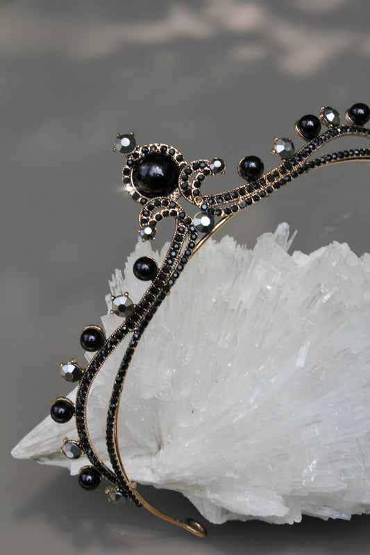 Black Midieval Tiara