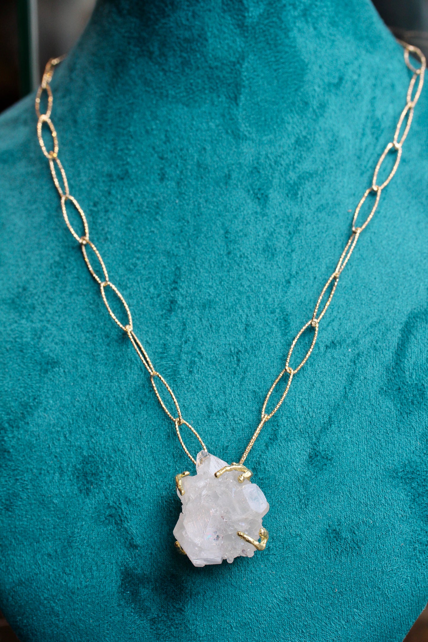 Apophyllite Crystal Gold Sparkle Chain Necklace