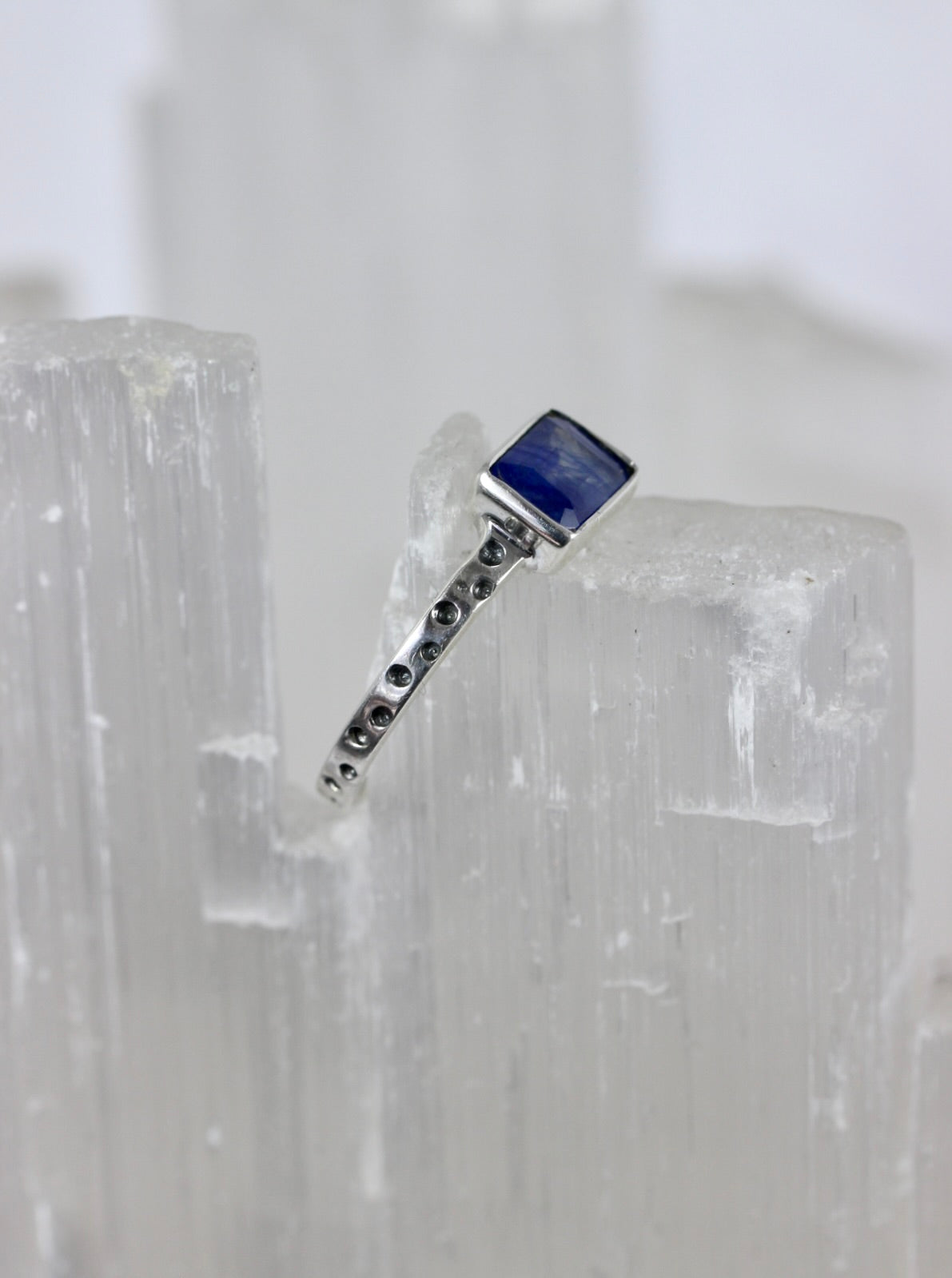 Sapphire Ring