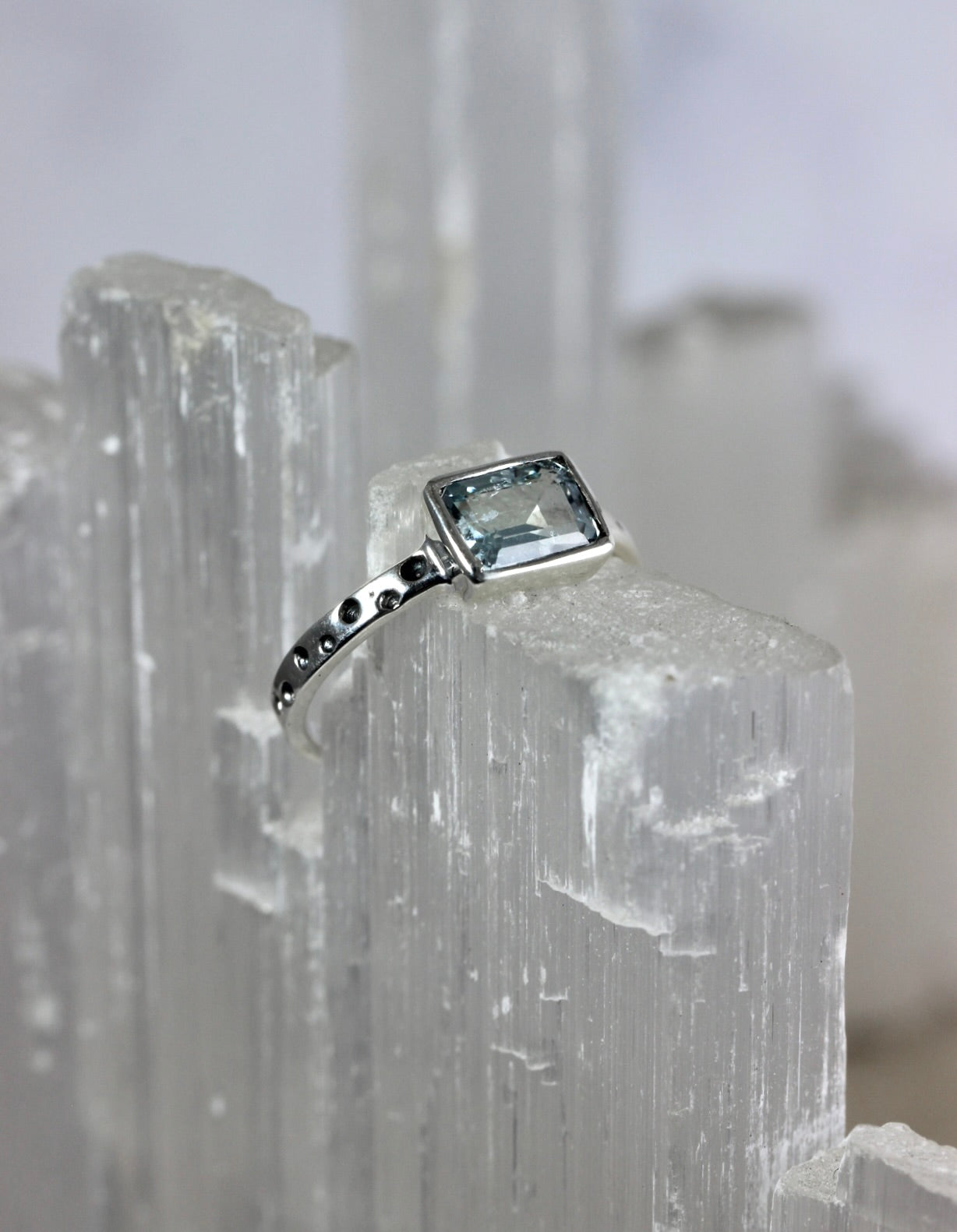 Textured Aquamarine Ring
