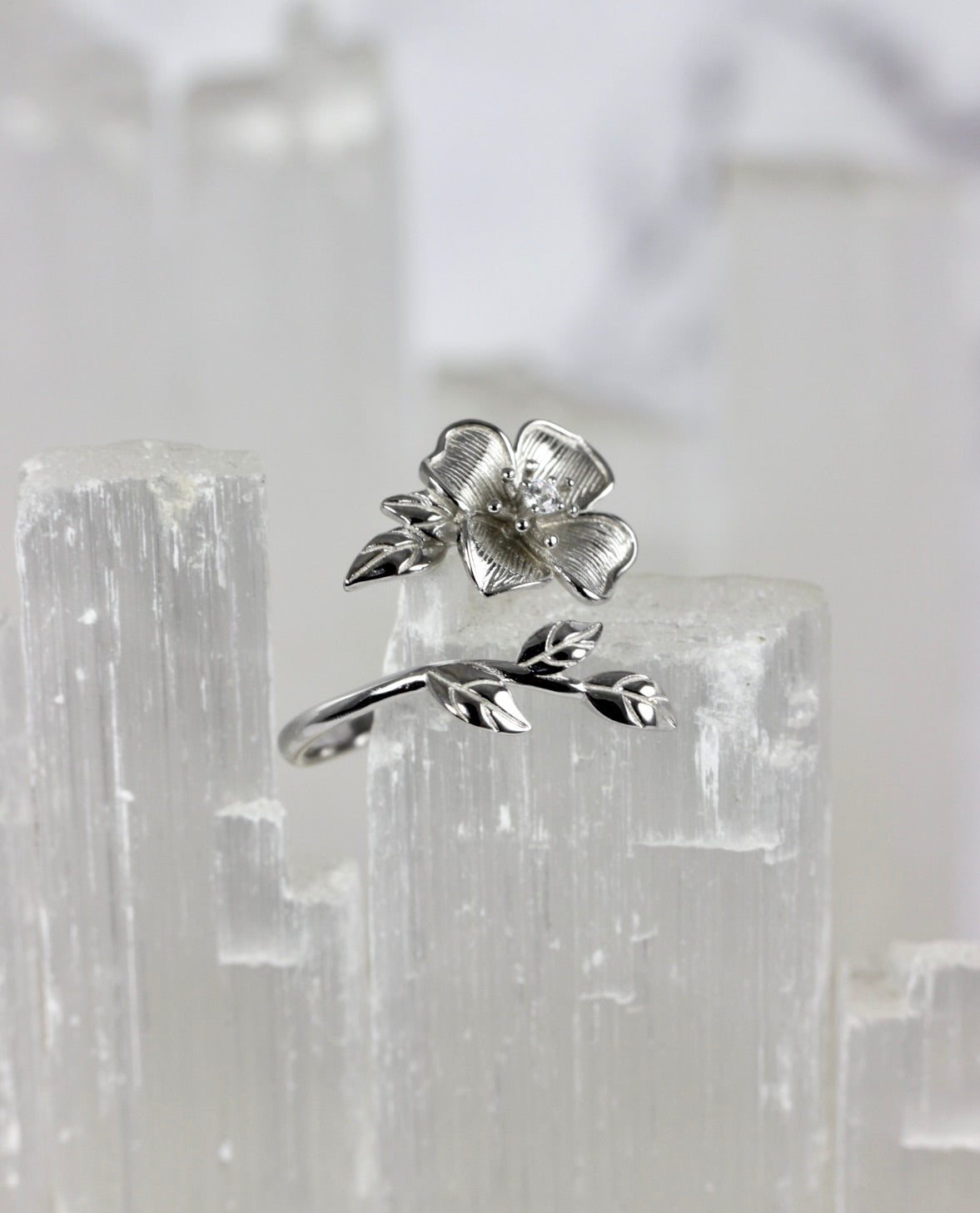 Silver Flower and Leaf Ring