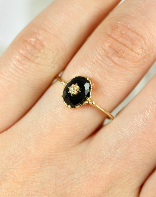 Black Agate Gold Ring