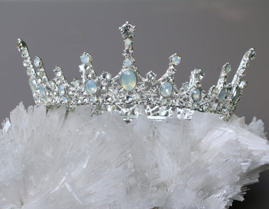 Opalescent Crystal Crowns