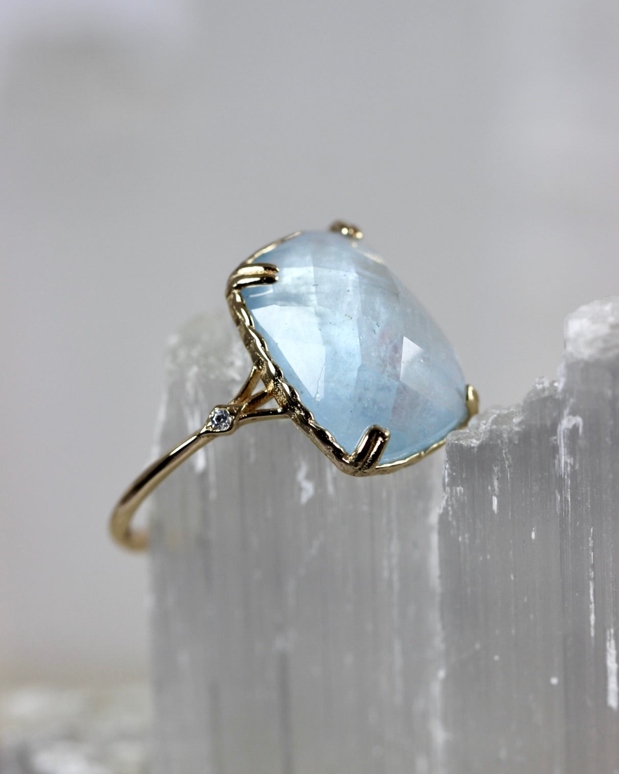 Aquamarine Gold Ring