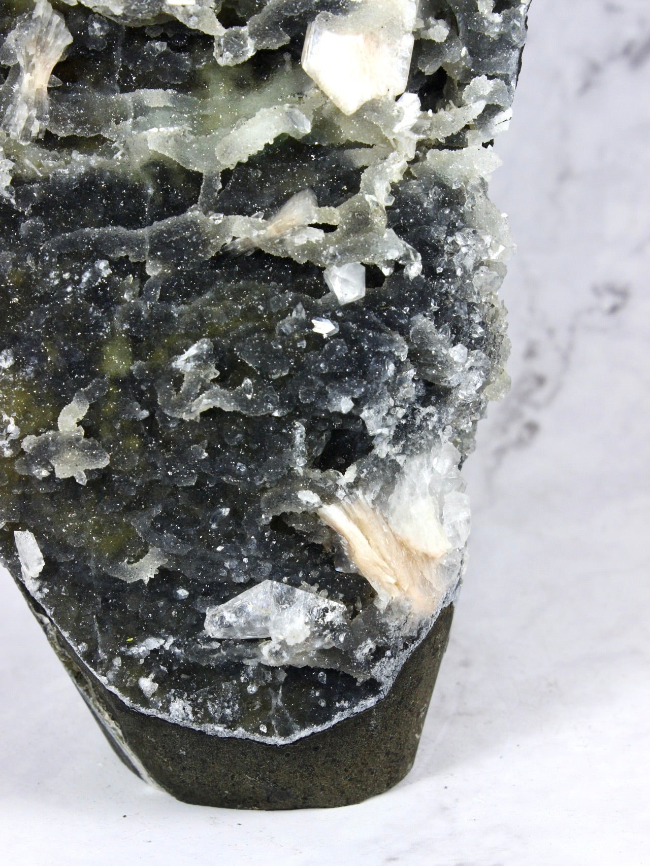 Apophyllite Stilbite on Black Chalcedony
