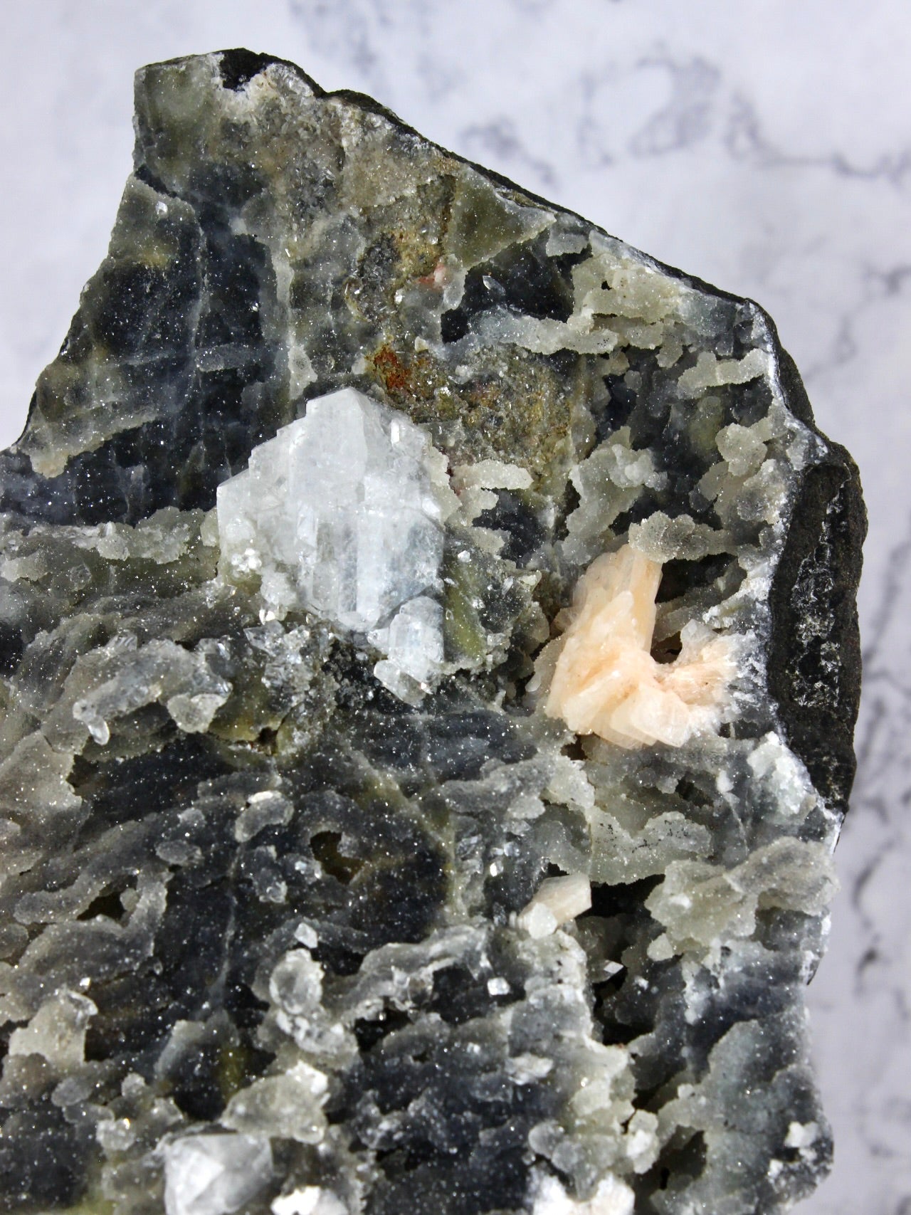 Apophyllite Stilbite on Black Chalcedony