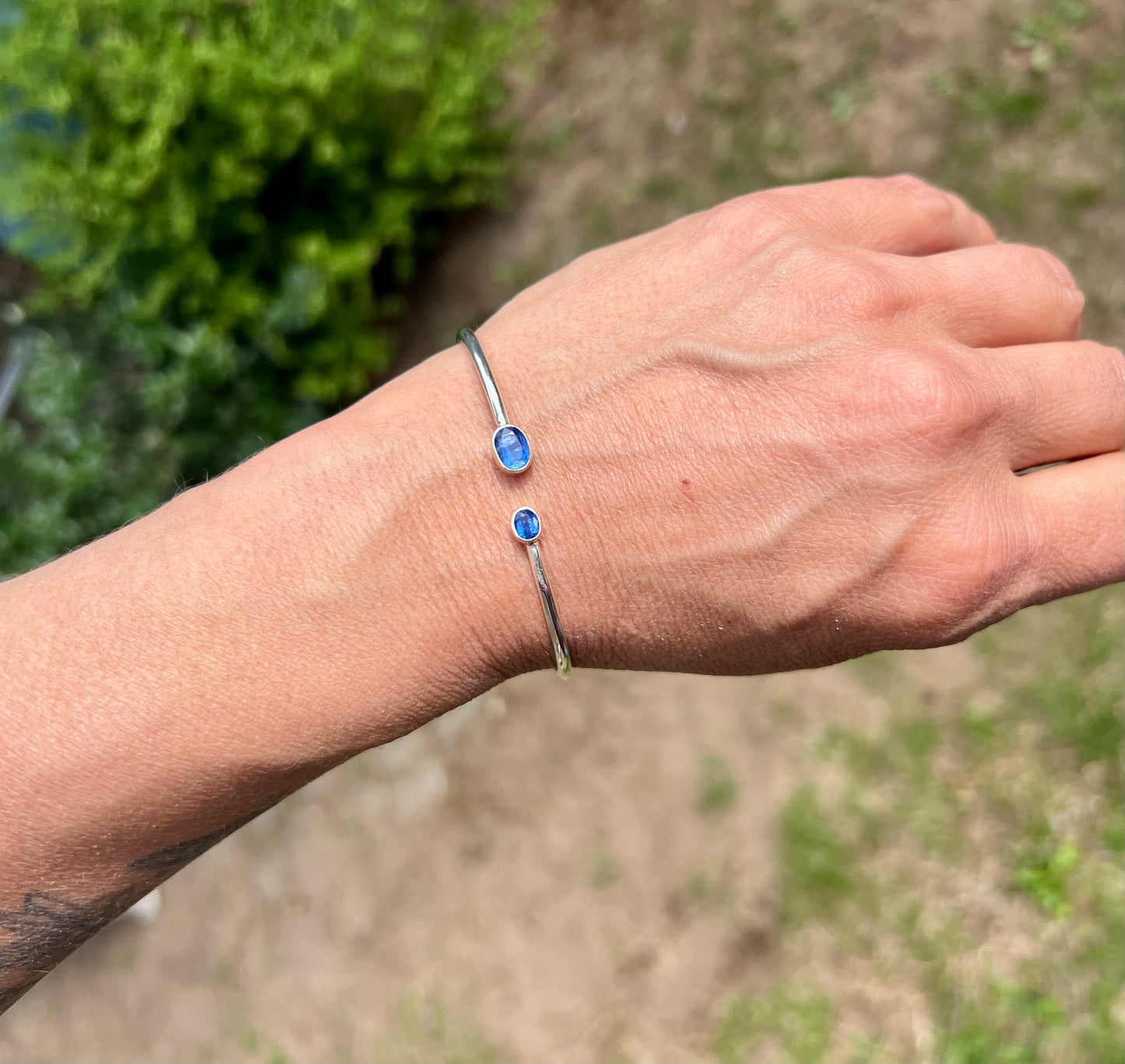 Gemmy Kyanite Silver Cuff Bracelet