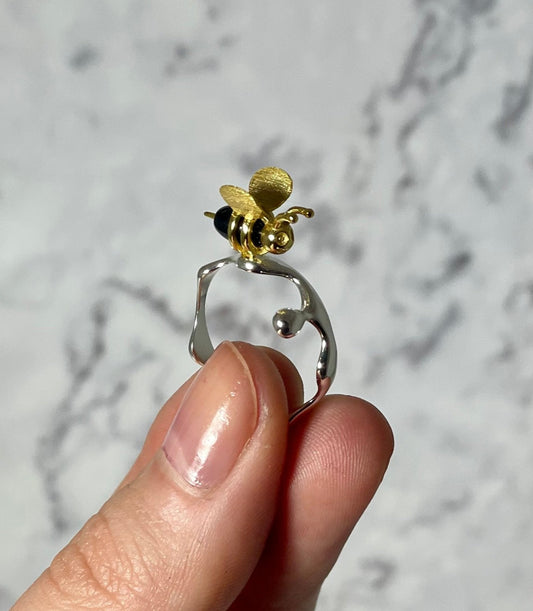Queen Bee Ring