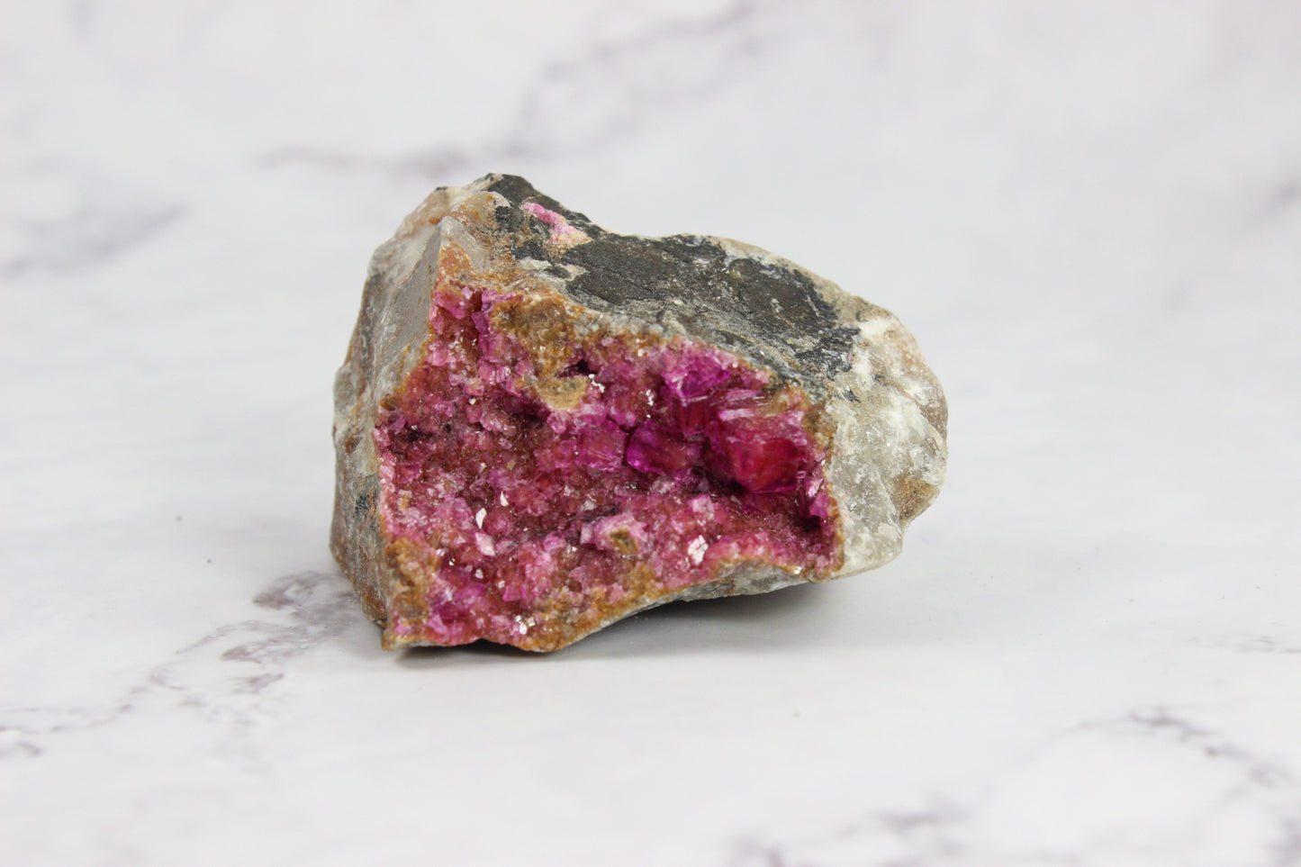 Cobaltoan Calcite