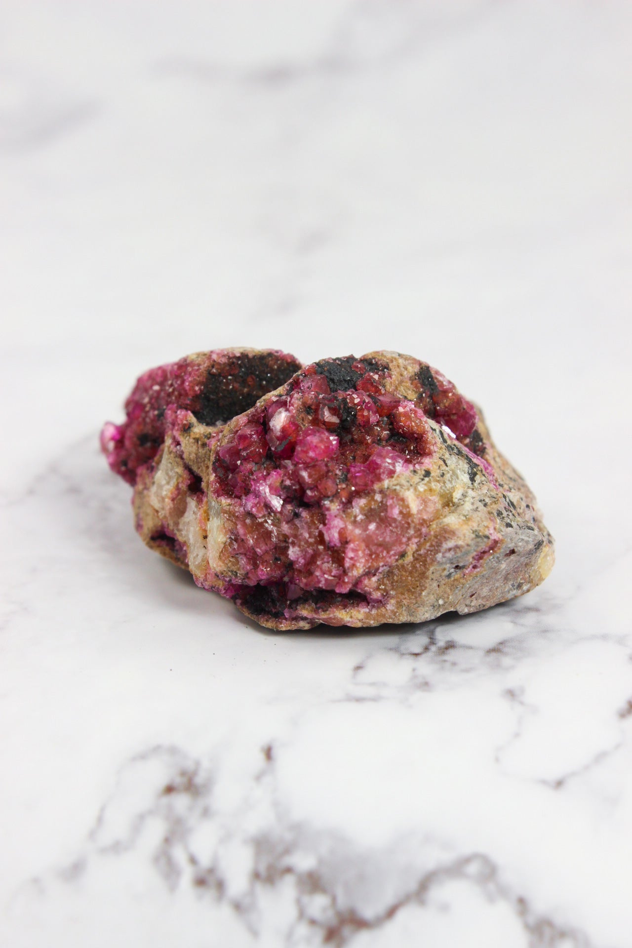 Cobaltoan Calcite