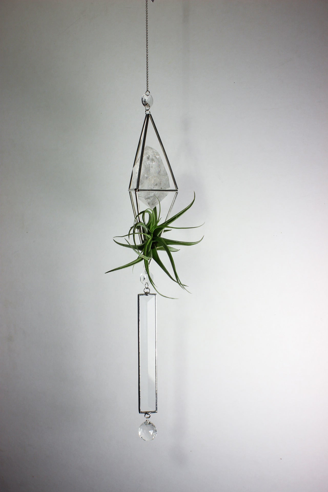 Quartz Bevel Glass Sun Catcher with Air Plant