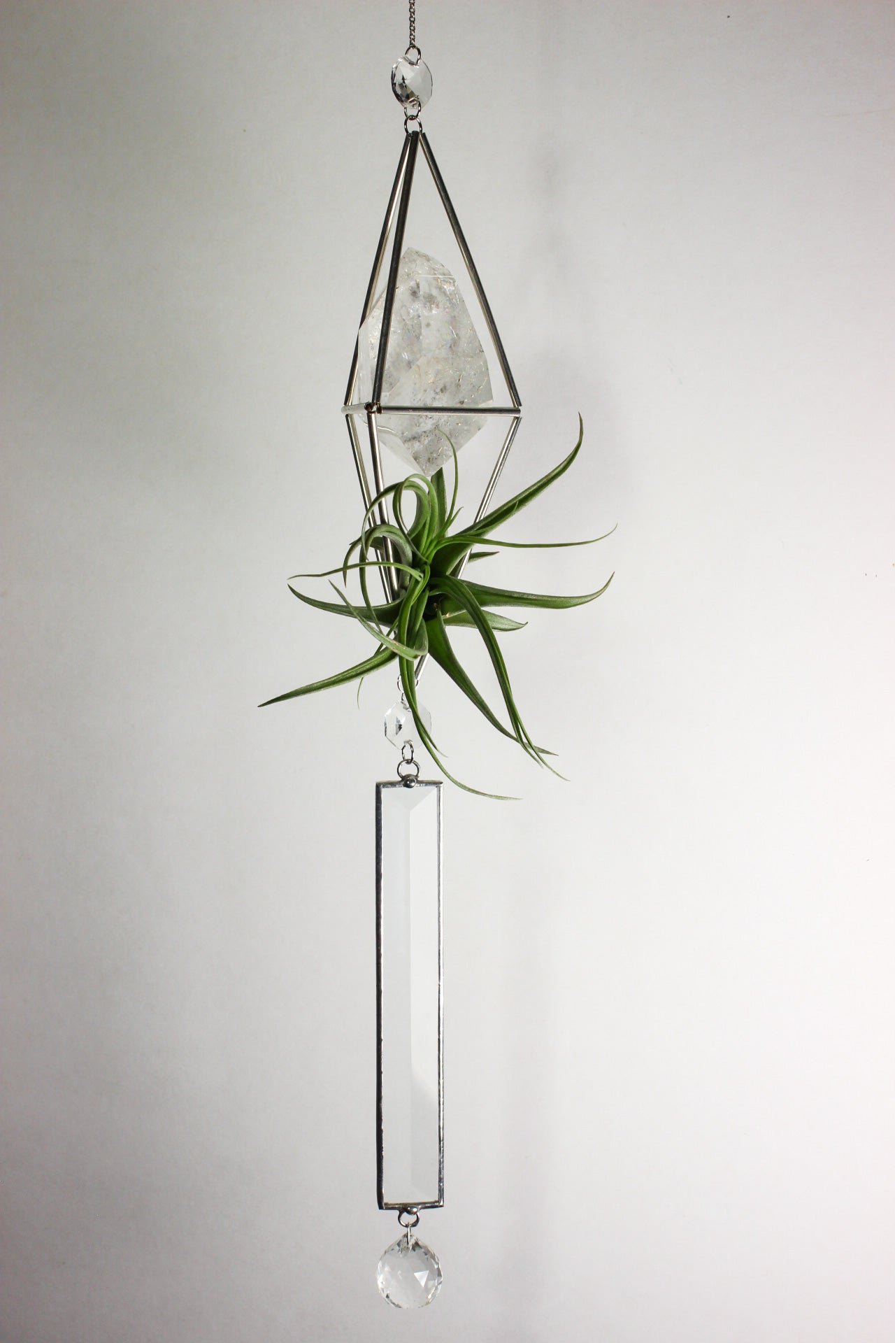 Quartz Bevel Glass Sun Catcher with Air Plant