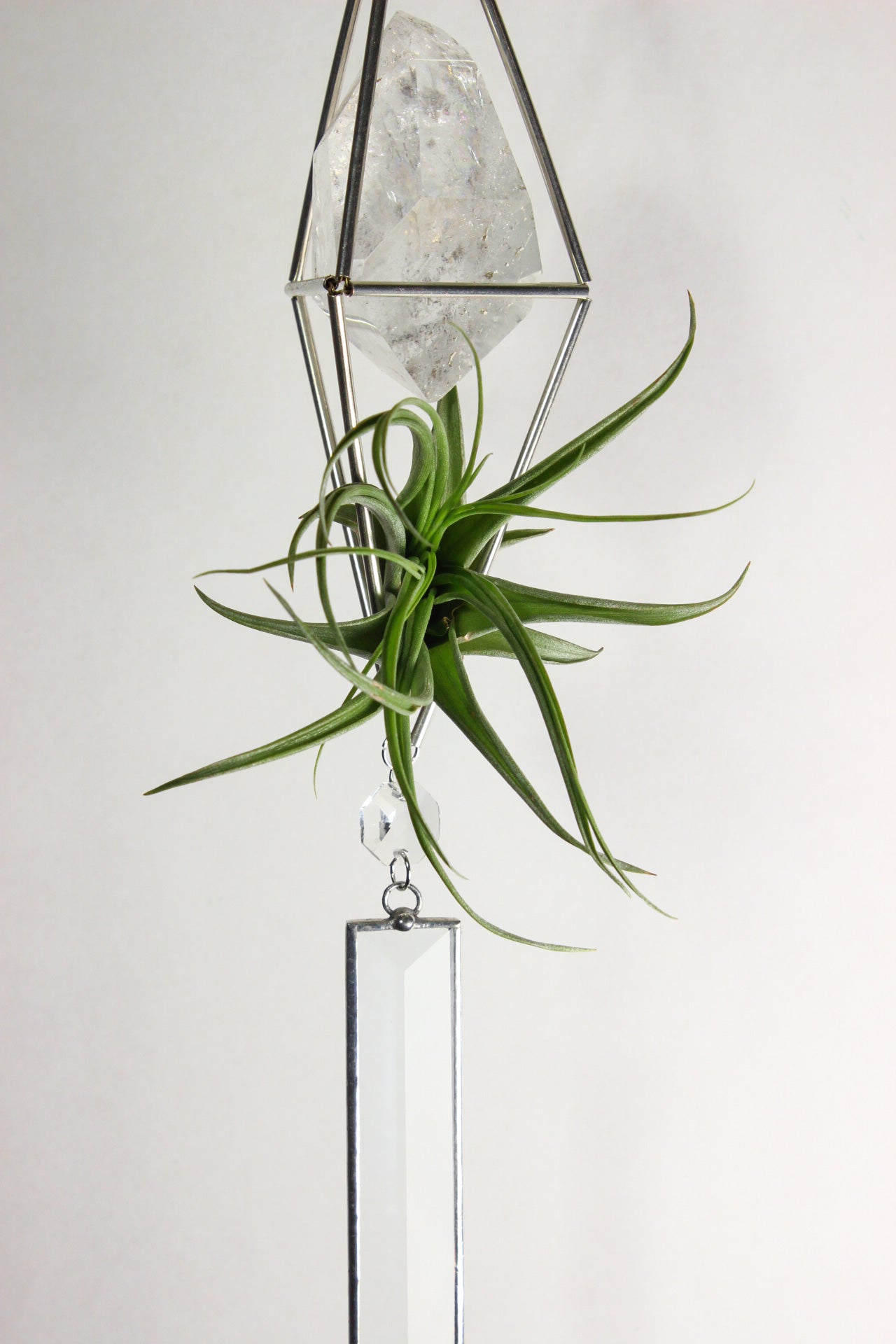 Quartz Bevel Glass Sun Catcher with Air Plant