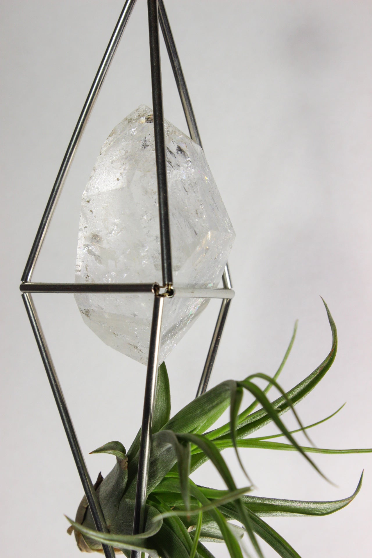 Quartz Bevel Glass Sun Catcher with Air Plant