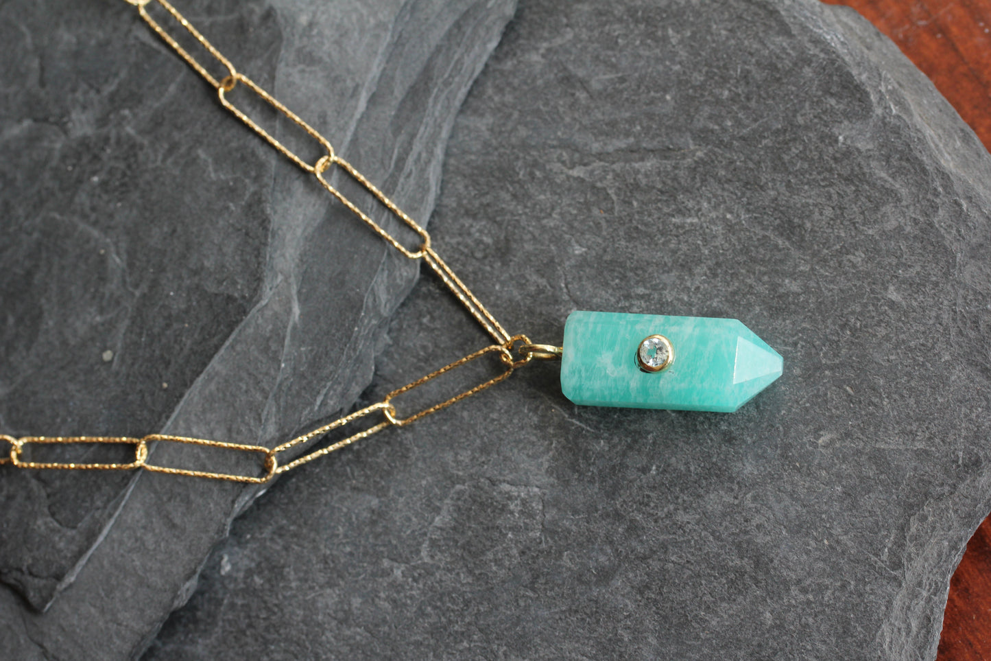 Paperclip Chain Stone Point Necklace