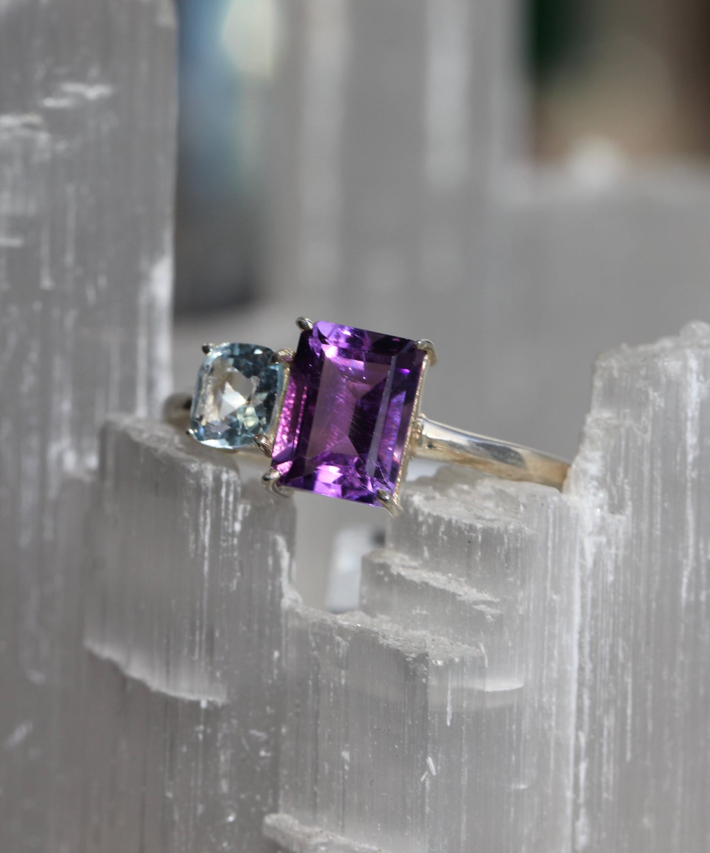 Amethyst Blue Topaz Gemmy Ring