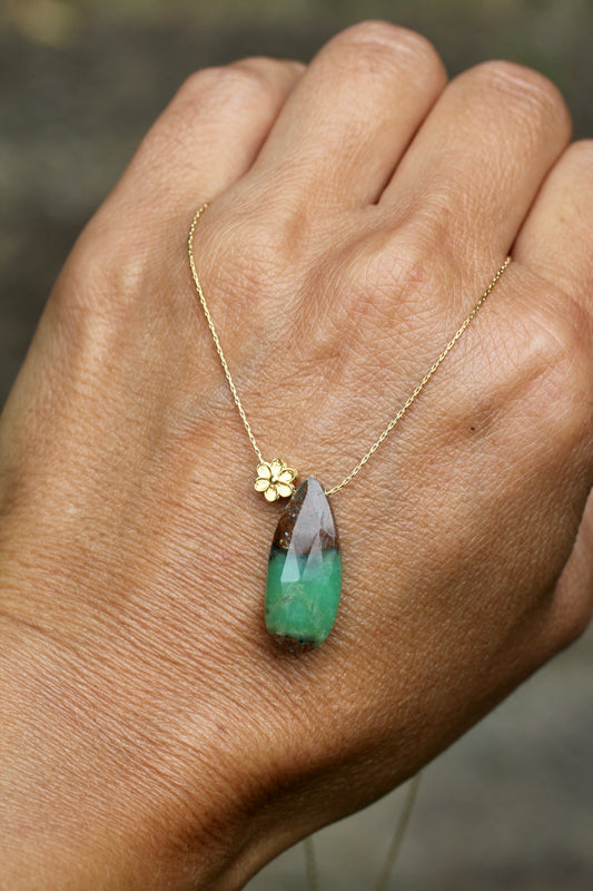 Chrysoprase Gold Flower Necklace