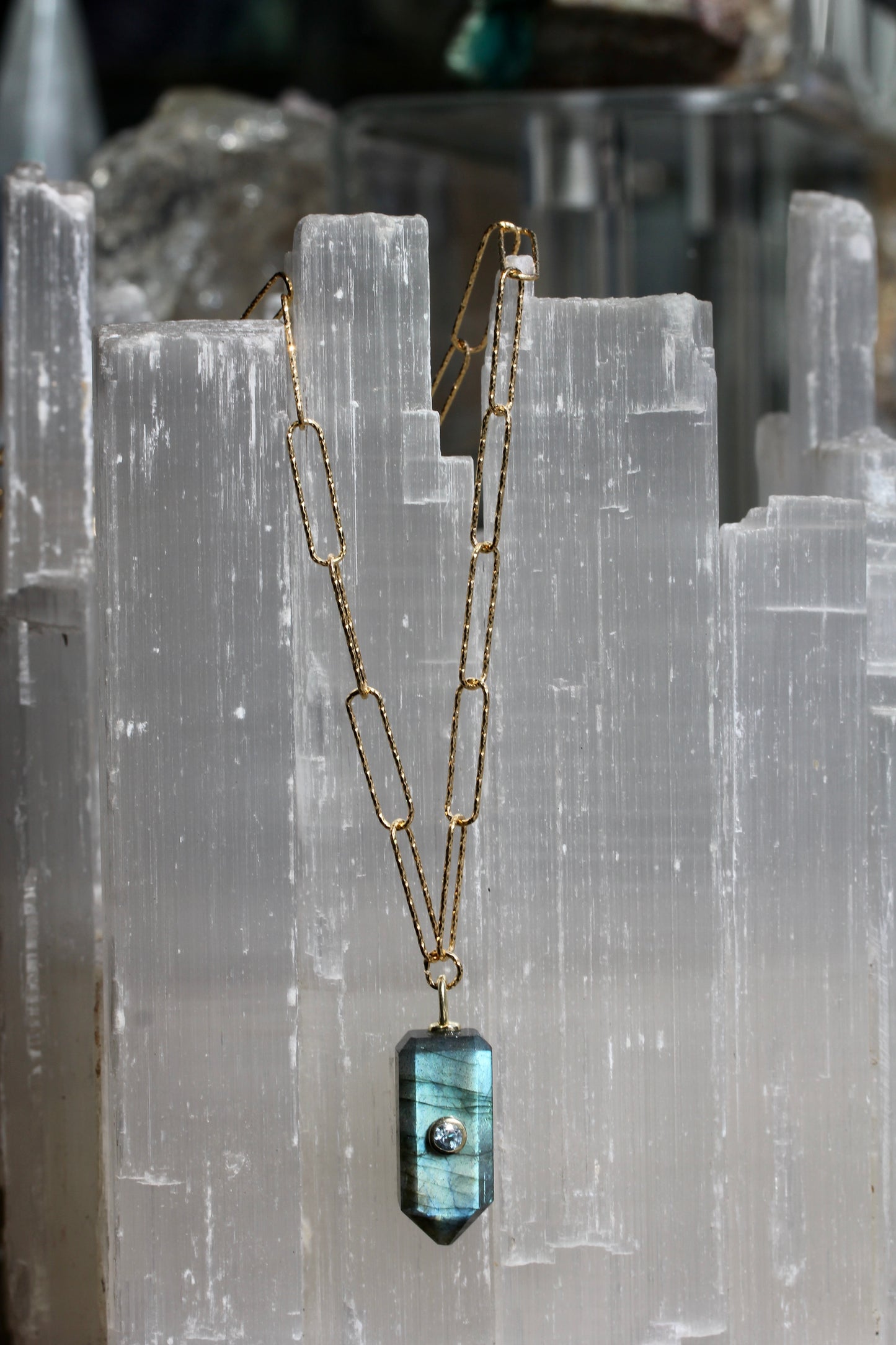 Paperclip Chain Stone Point Necklace