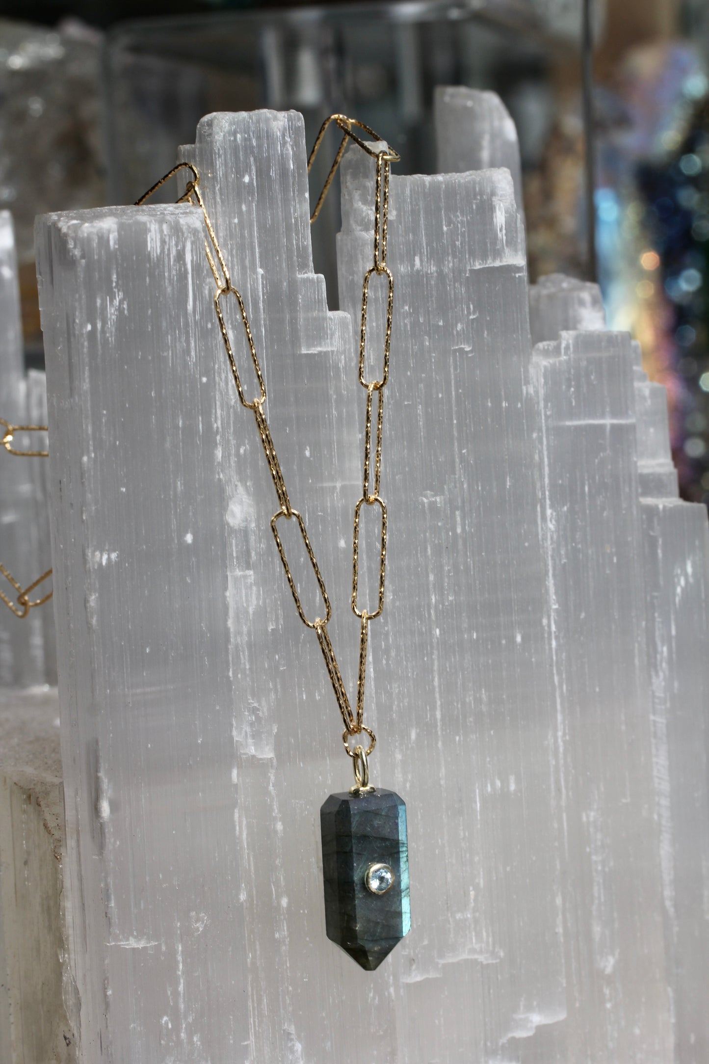 Paperclip Chain Stone Point Necklace