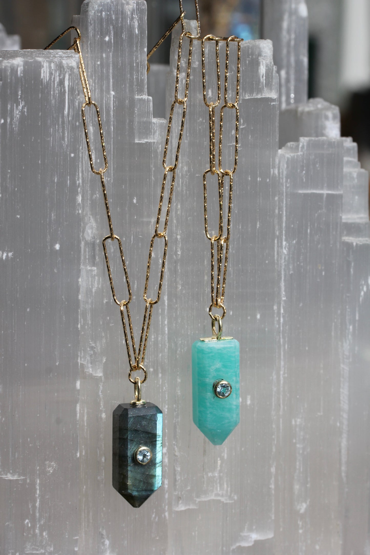 Paperclip Chain Stone Point Necklace