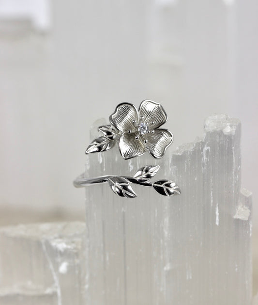 Silver Flower and Leaf Ring
