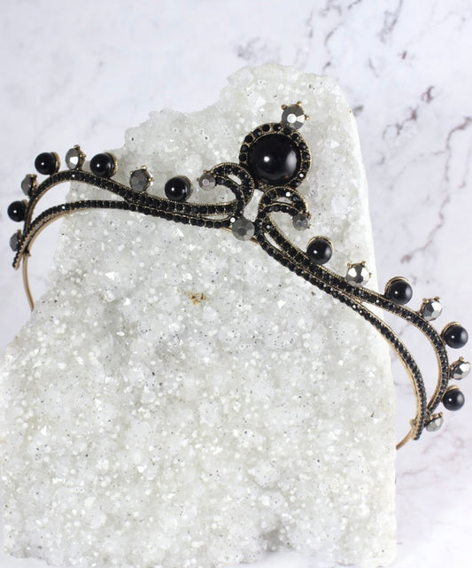 Black Midieval Tiara
