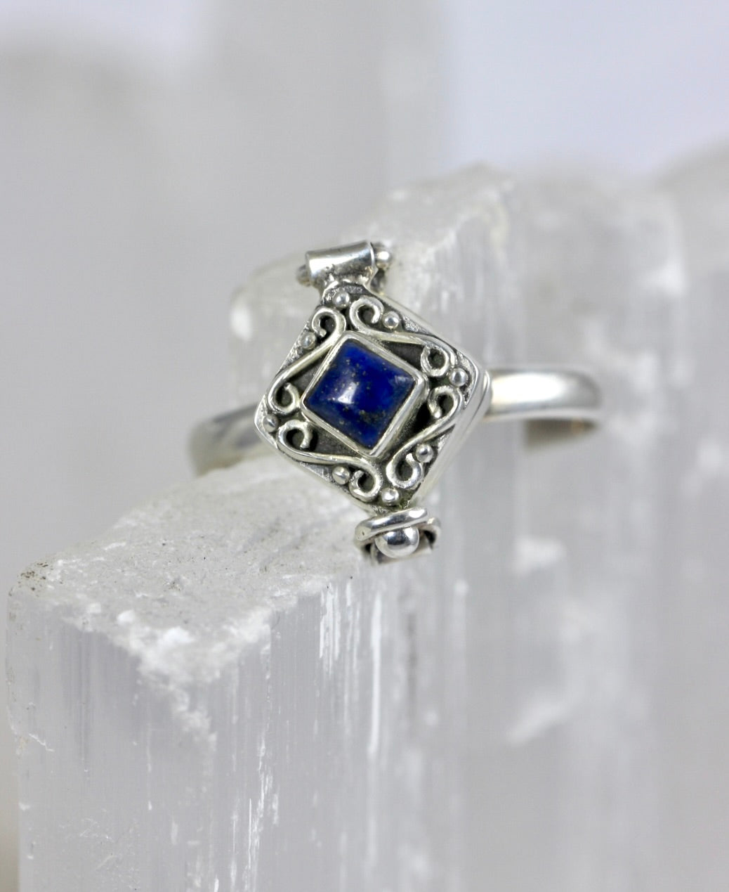 Filigree Poison Rings