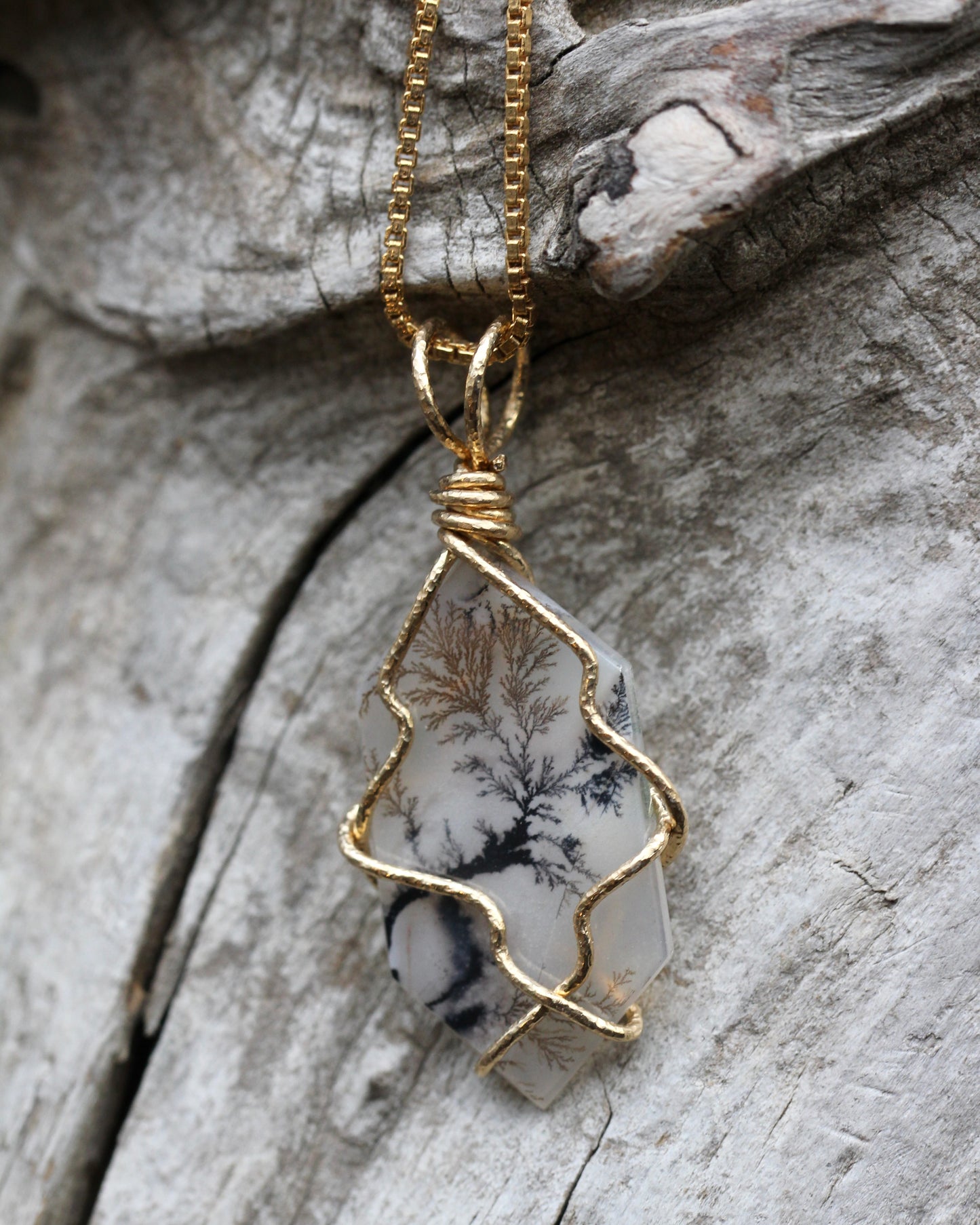 Dendritic Agate Tree Necklace
