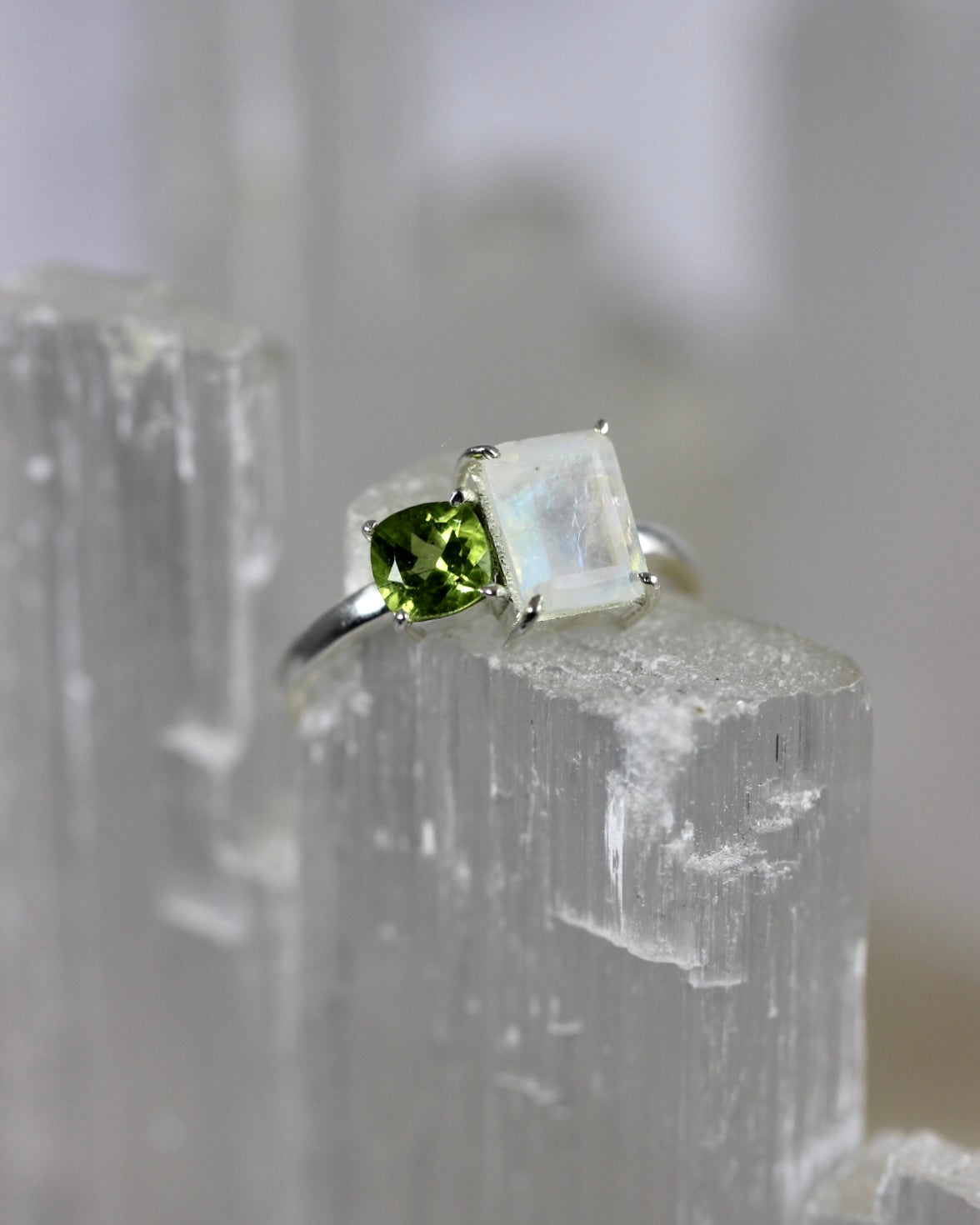 Peridot Gemstone Rings