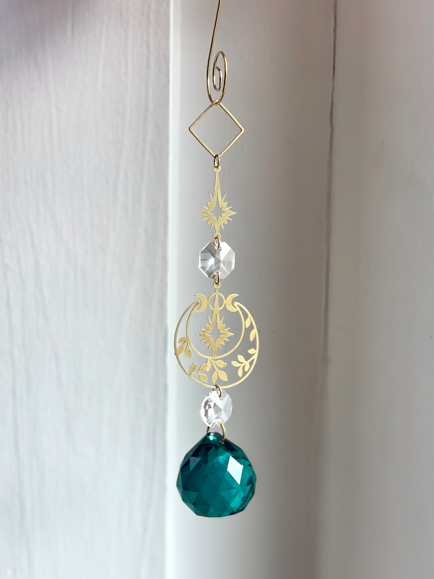 Green Crystal Brass Ornament