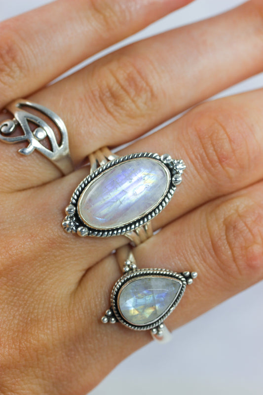 Rainbow Moonstone Oval Cab Ring