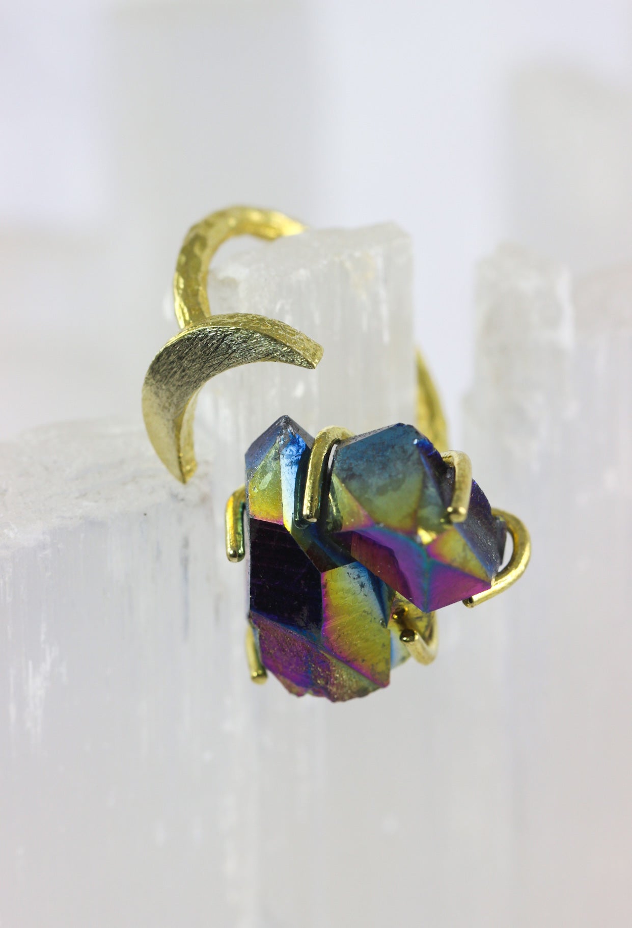 Titanium Quartz Moon Ring