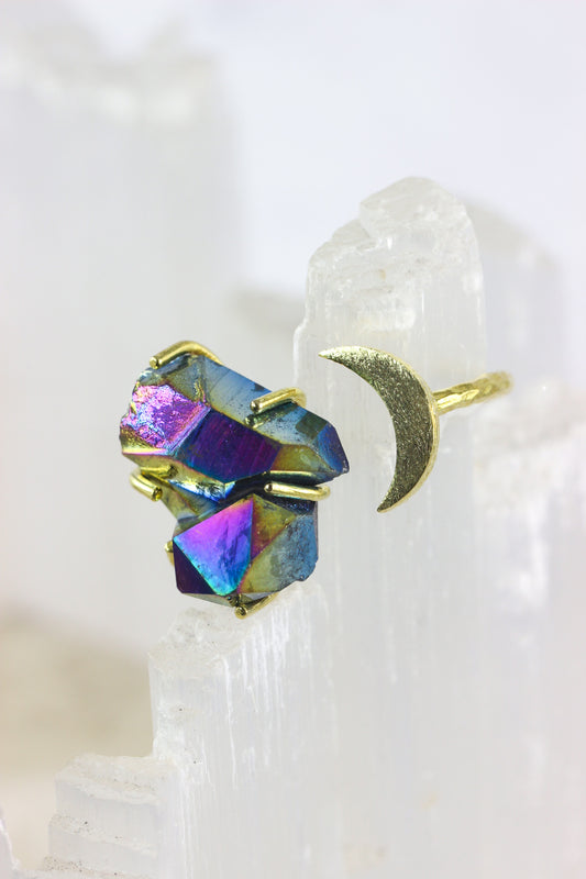 Titanium Quartz Moon Ring