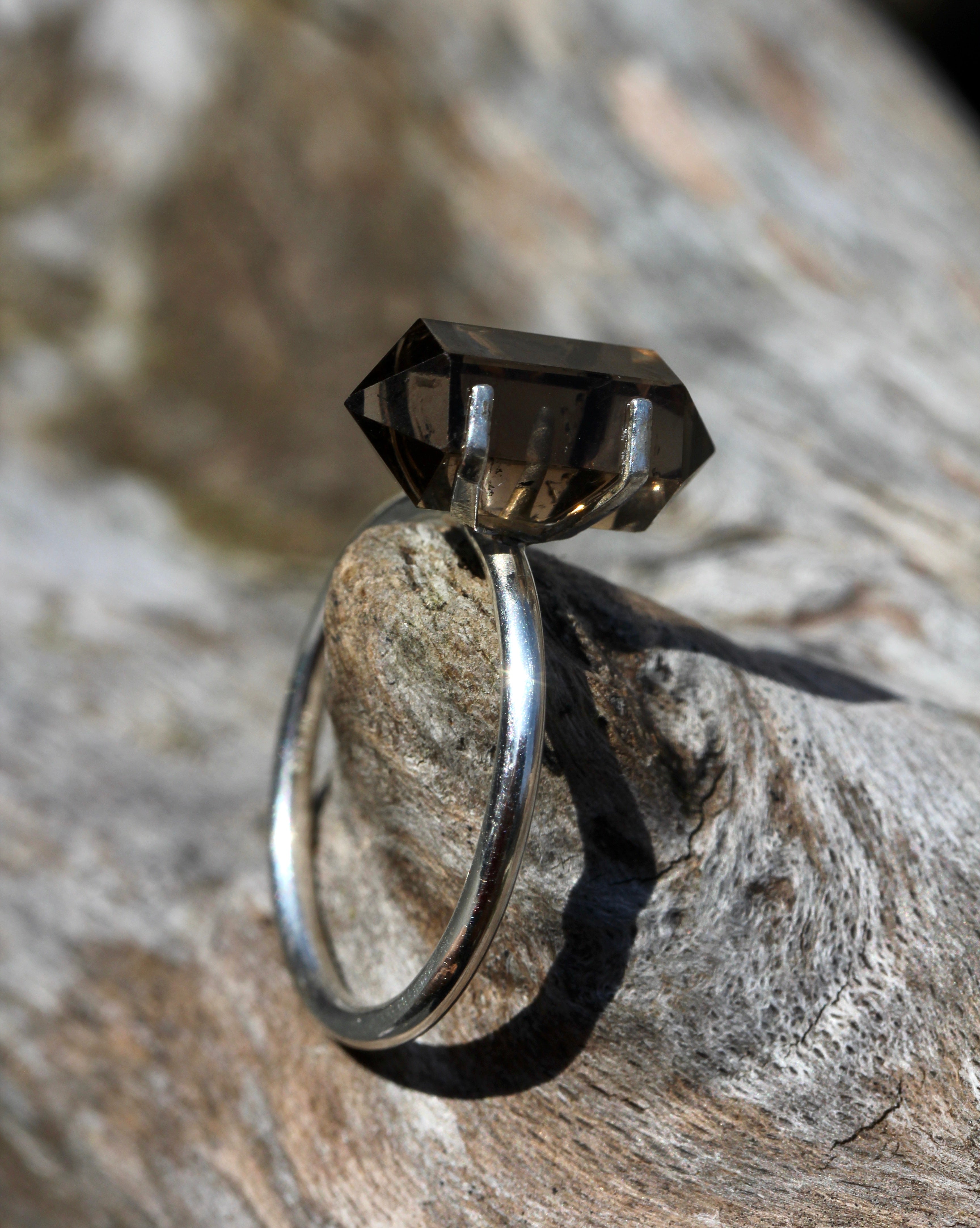 Crystal point store ring