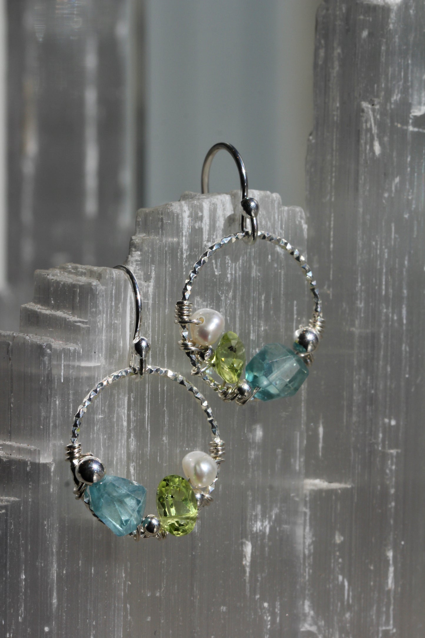 Apatite Peridot Pearl Wreath Earrings